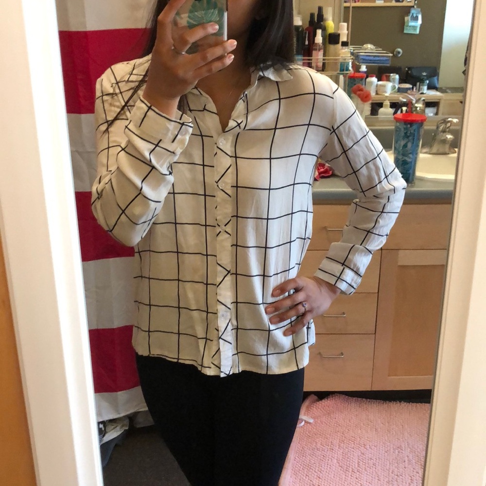 White Patterned Button Up Blouse
